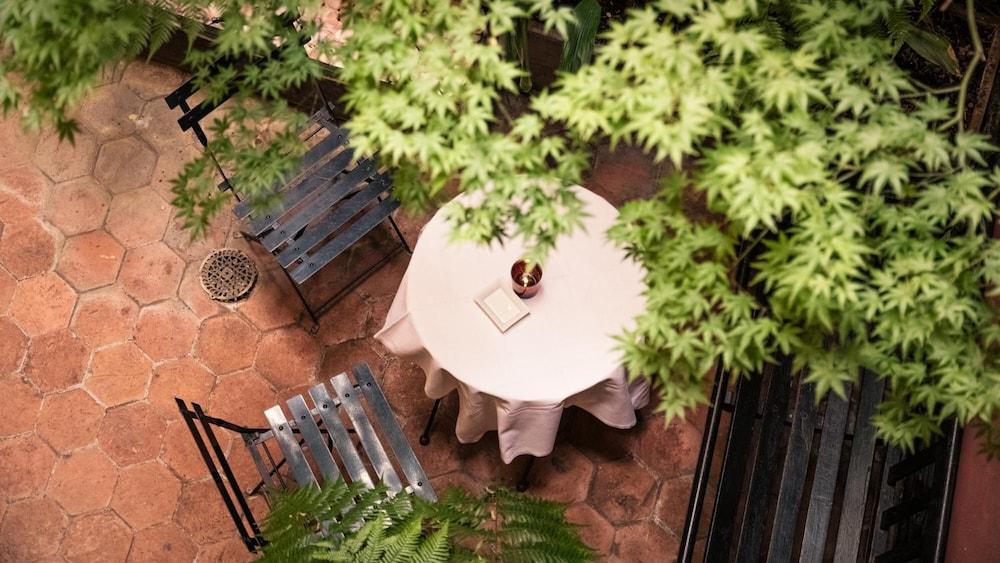 Bourg Tibourg Hotel Paris