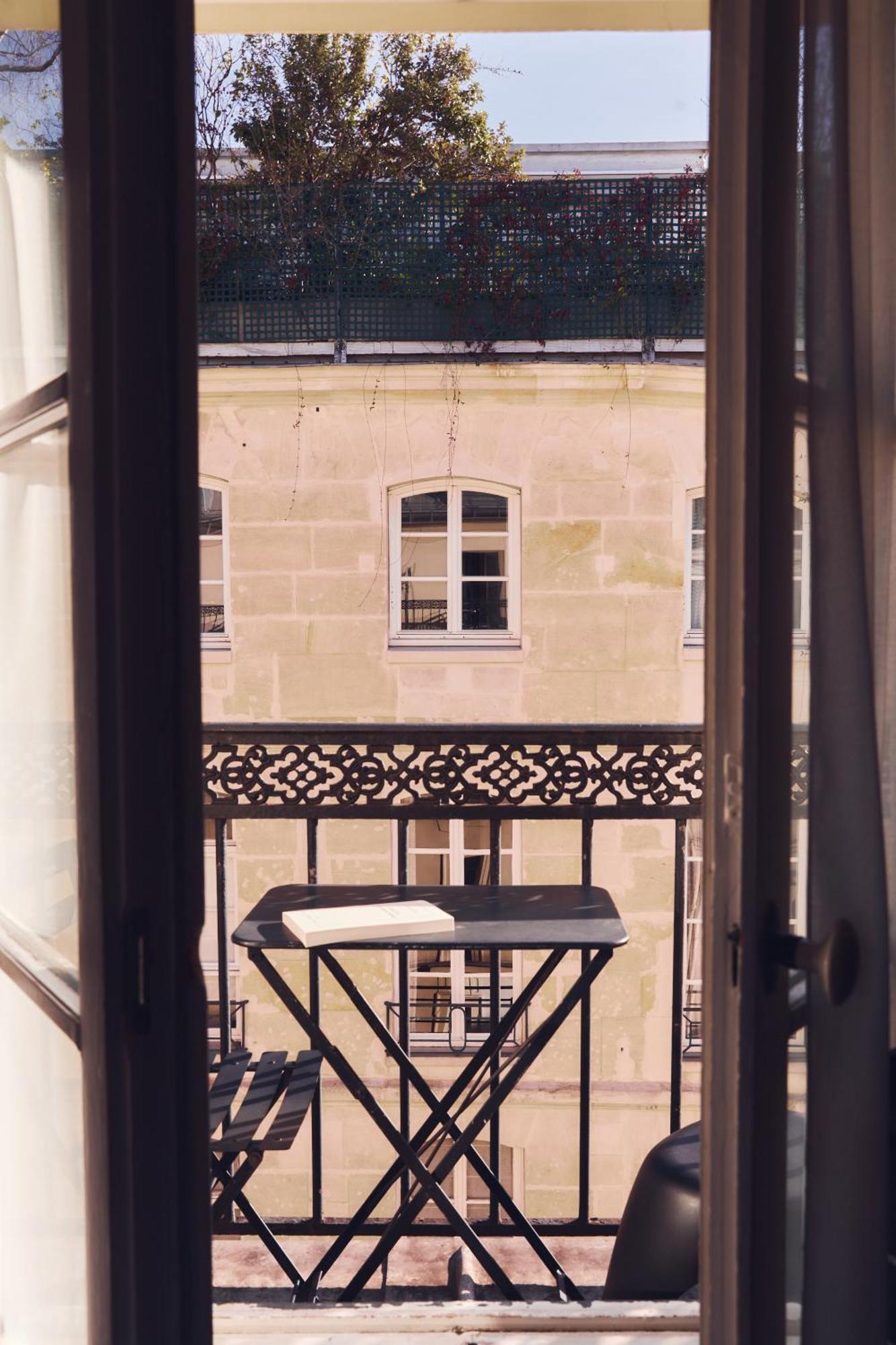 Bourg Tibourg 4* Paris